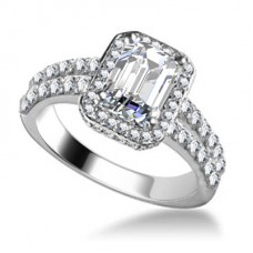 0.85ct Si1/g Emerald Halo Diamond Ring