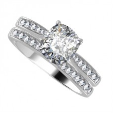 Round Diamond Shoulder Set Ring With Matching Band