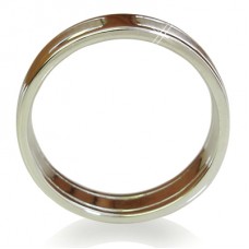 4mm Bevelled Edge Wedding Ring