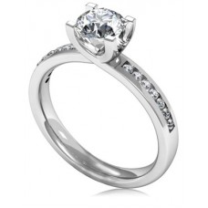 0.70ct Vs2/f Princess Diamond Shoulder Set Ring