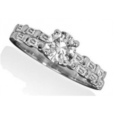 0.89ct Si3/g Round Diamond Shoulder Set Ring
