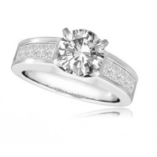0.75ct Si2/g Round Diamond Shoulder Set Ring