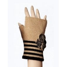 Stripe Corsage Flower Palmwarmer In Black/sable.