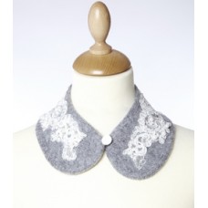 Lace Collar With Pearls And Beads