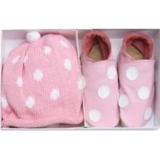Soft Leather Baby Shoes And Knitted Hat Polka Dot In Pink