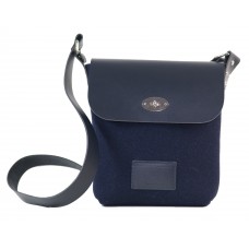 Yaris Messenger In Navy