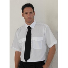 Mandate Short Sleeve Pilot Shirt In Sky And White