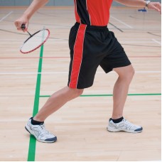 Finden Hales Contrast Piped Shorts