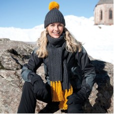 Result Winter Essentials Adult's Chunky Knit Hat And Scarf Set