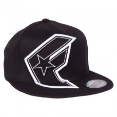 Giant Badge Black Flex Fit